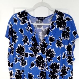 Cap Sleeve V-neck Top